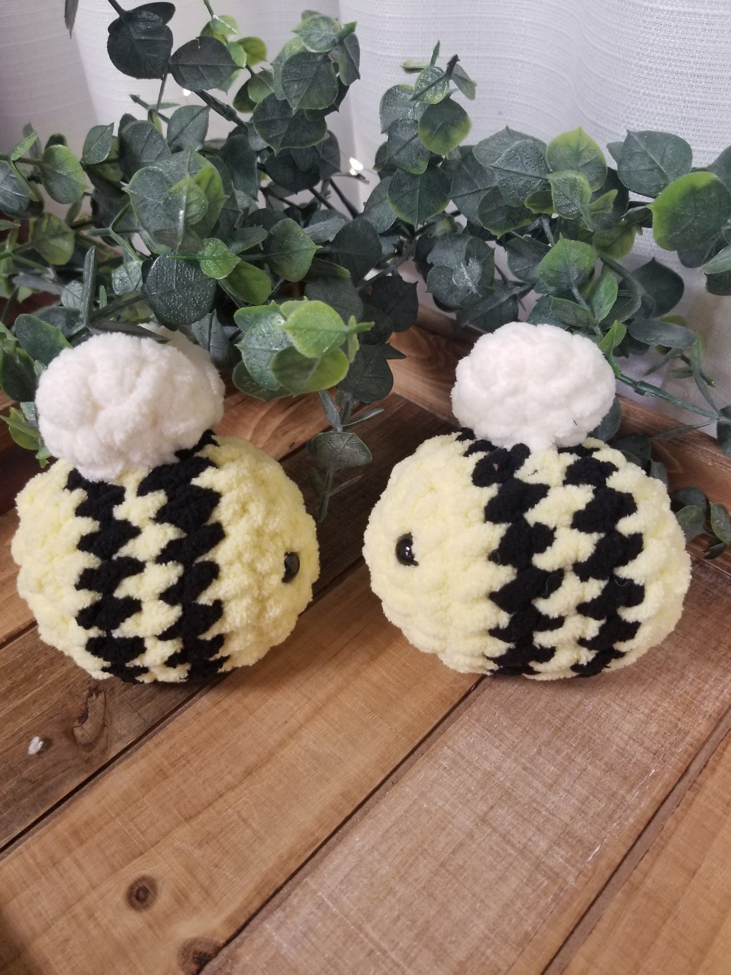 Honey Bees (Set of 2 Bees)