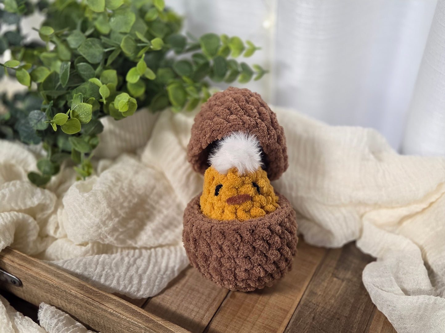 Hatching Chick - Dark Brown Egg with Yellow Chick