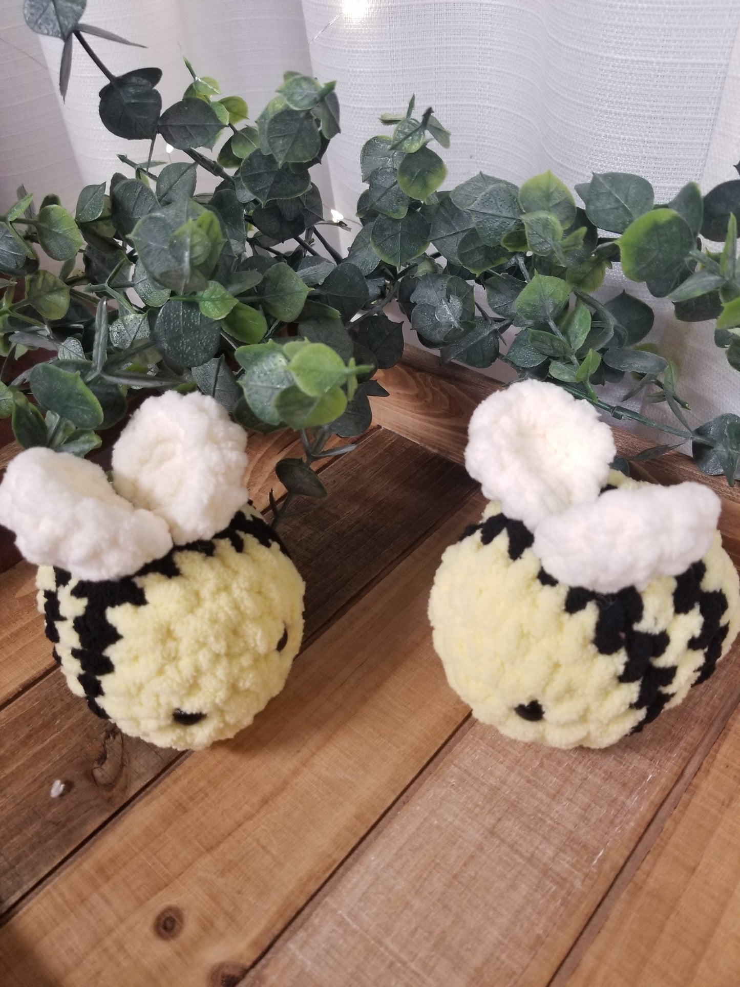 Honey Bees (Set of 2 Bees)