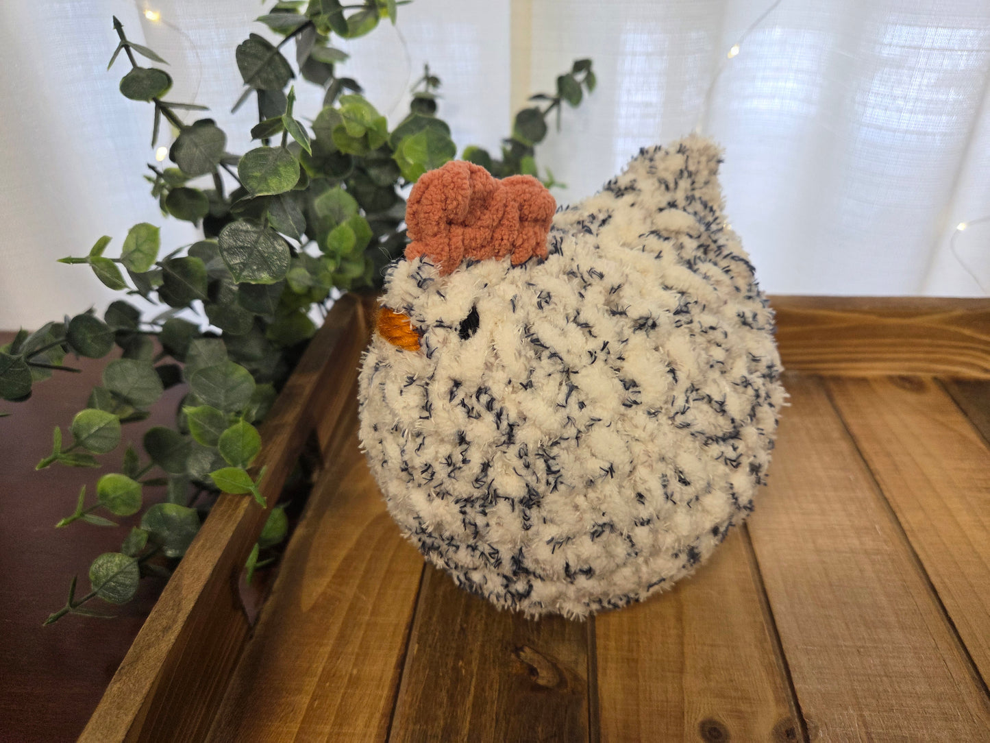 Mabel Chicken (Ivory Tweed)