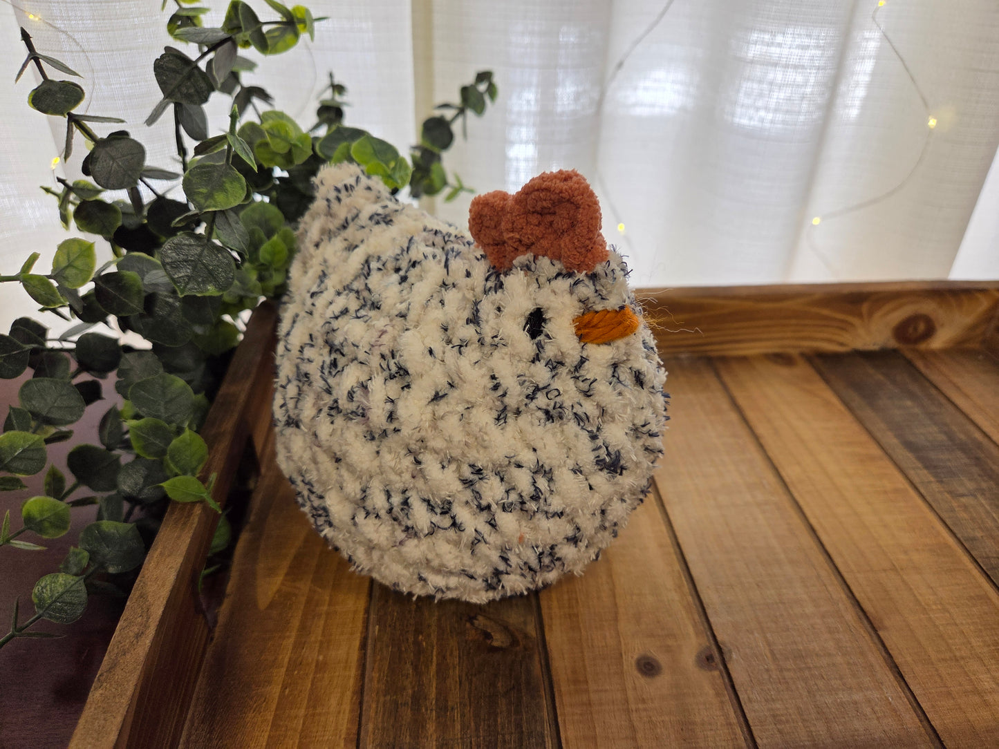 Mabel Chicken (Ivory Tweed)