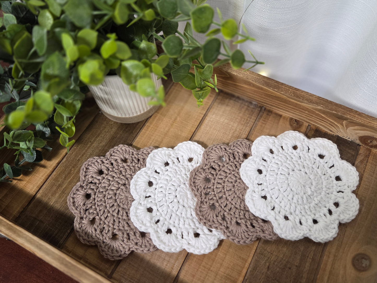 Coasters - SET OF 4 - White and Brown